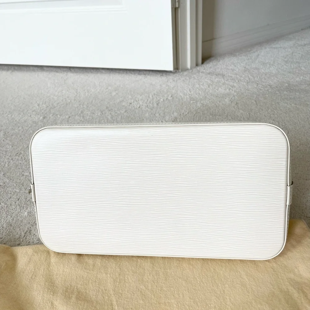 Authentic Louis Vuitton ivory EPI Alma PM bag